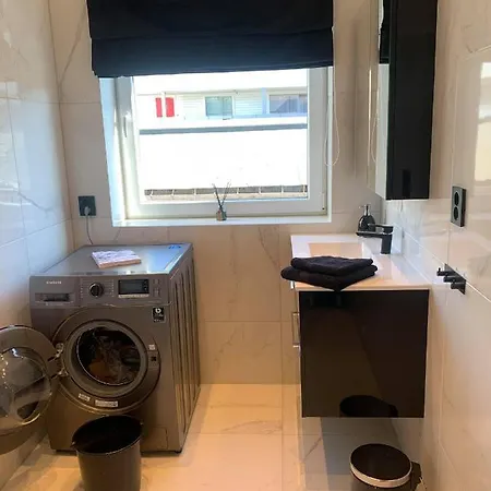 Sentrum No 6 Leilighet *